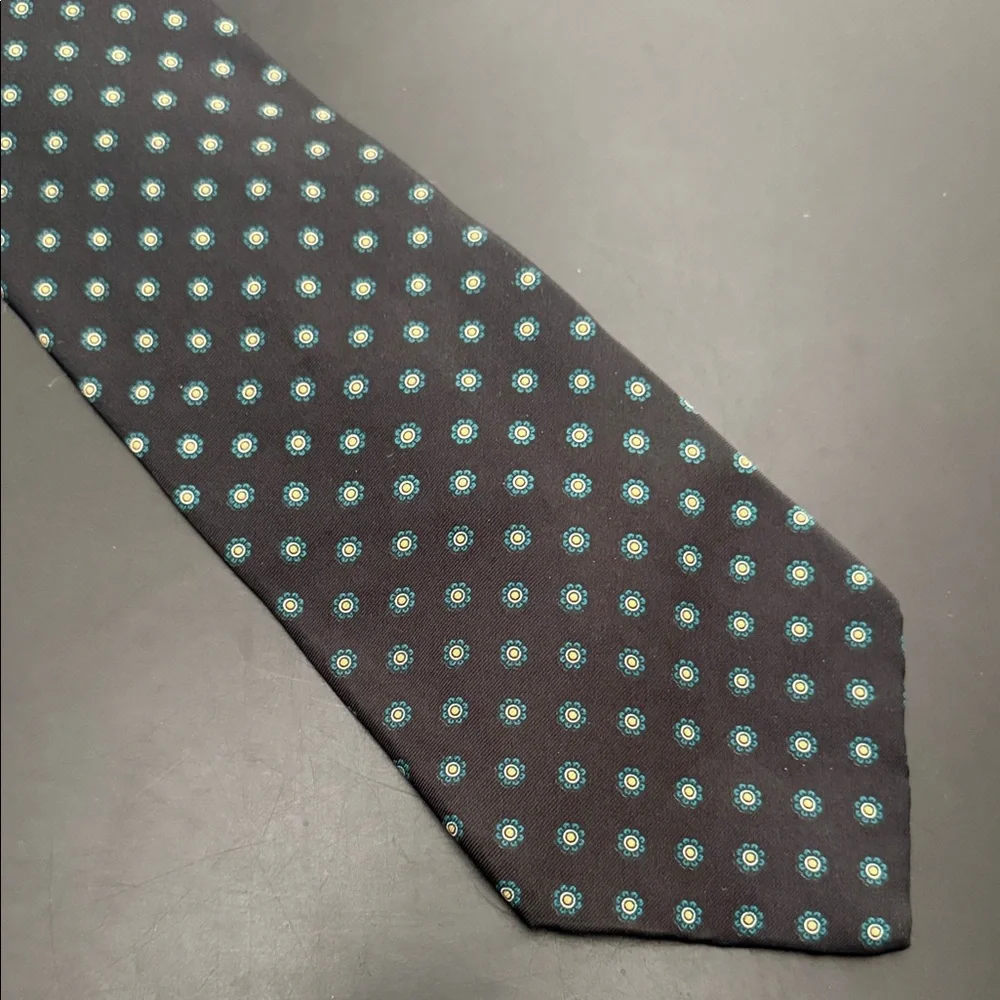 NEIL MARTI. 100% Silk tie Black and Blue Patterned